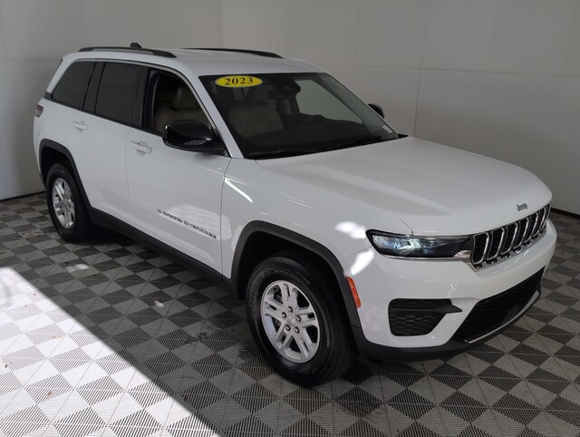 used 2023 Jeep Grand Cherokee car, priced at $26,998