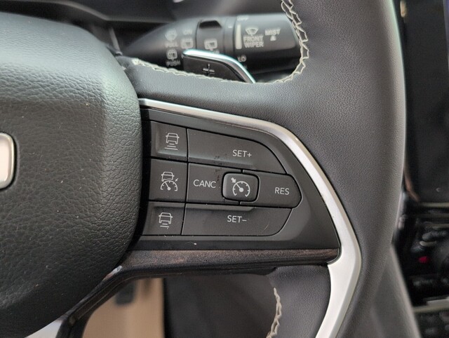 used 2023 Jeep Grand Cherokee car, priced at $26,998