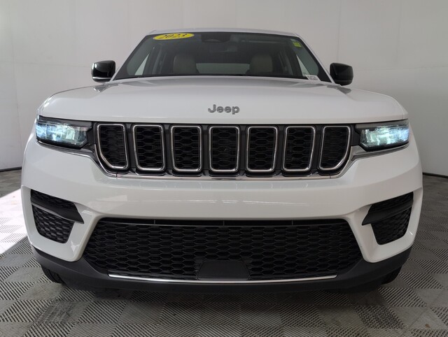 used 2023 Jeep Grand Cherokee car, priced at $26,998