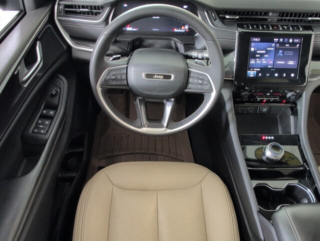 used 2023 Jeep Grand Cherokee car, priced at $26,998