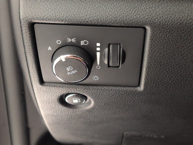 used 2019 Jeep Grand Cherokee car, priced at $19,998