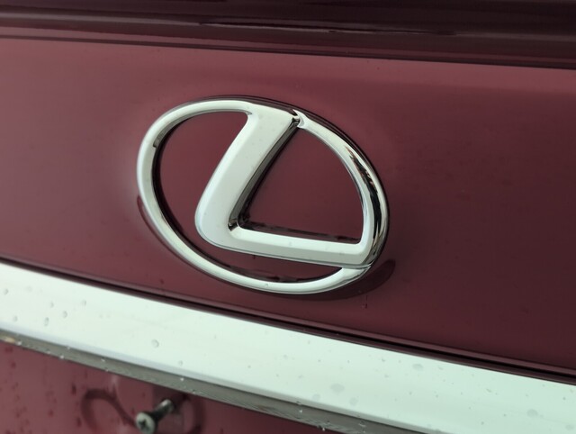 used 2015 Lexus ES 350 car, priced at $16,998