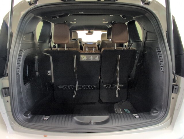 used 2020 Chrysler Pacifica car, priced at $24,800