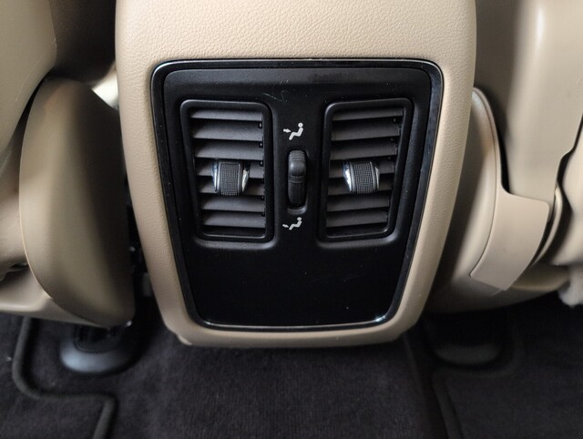 used 2018 Jeep Grand Cherokee car, priced at $14,000