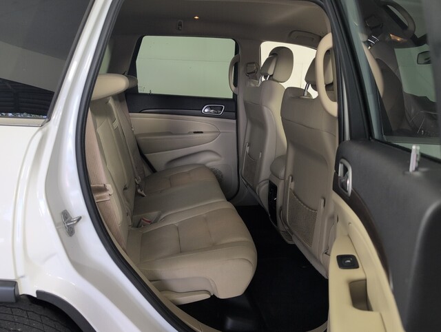 used 2018 Jeep Grand Cherokee car, priced at $14,000