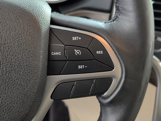 used 2018 Jeep Grand Cherokee car, priced at $14,000