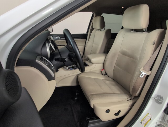 used 2018 Jeep Grand Cherokee car, priced at $14,000