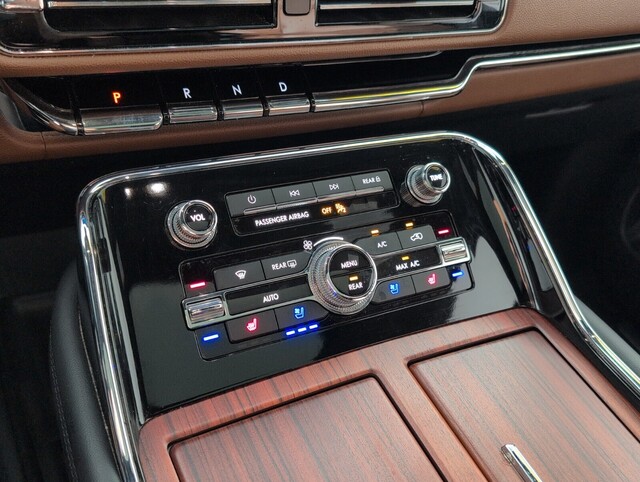 used 2023 Lincoln Navigator car, priced at $60,988