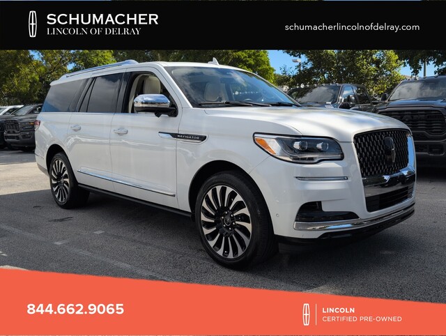 used 2022 Lincoln Navigator car, priced at $62,988
