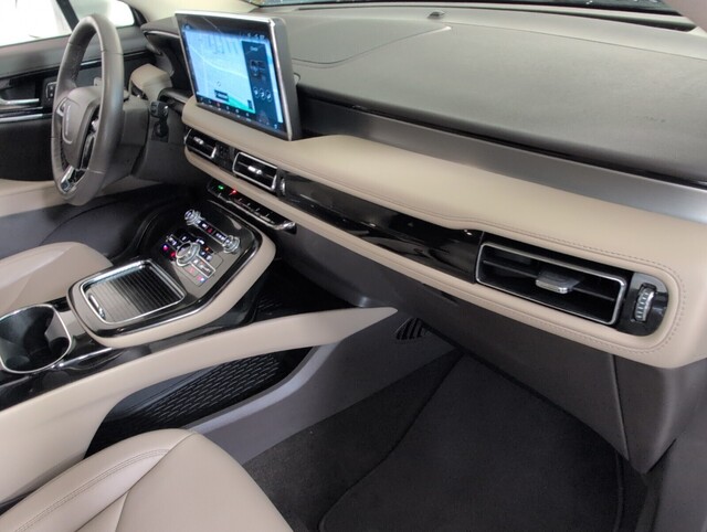 used 2022 Lincoln Nautilus car, priced at $26,798