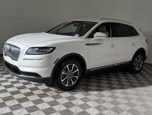 used 2022 Lincoln Nautilus car, priced at $26,798