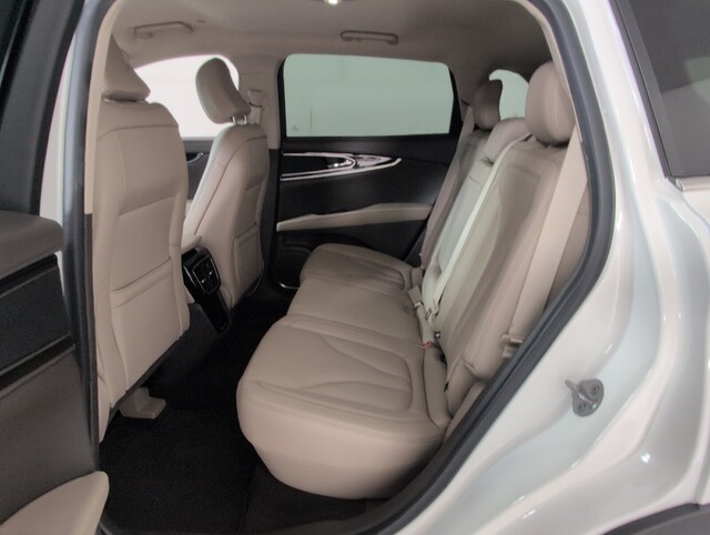 used 2022 Lincoln Nautilus car, priced at $26,798