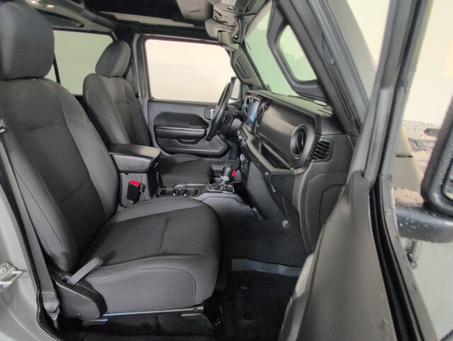 used 2021 Jeep Wrangler car, priced at $29,998