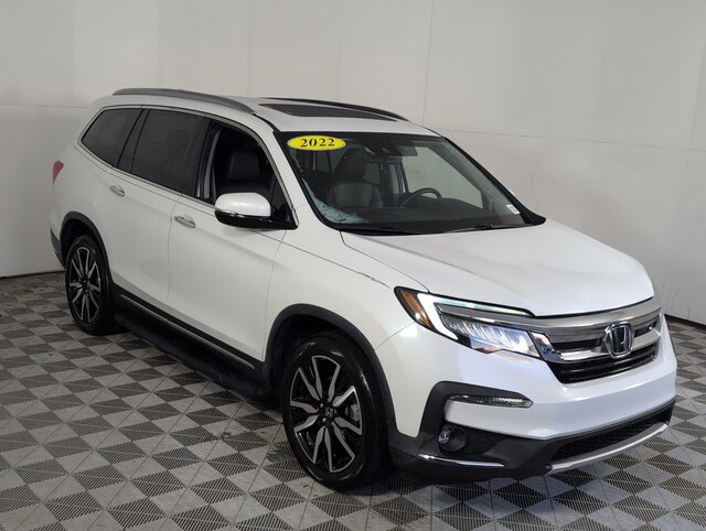 used 2022 Honda Pilot car, priced at $27,488