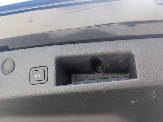 used 2024 Chevrolet Equinox car, priced at $18,998