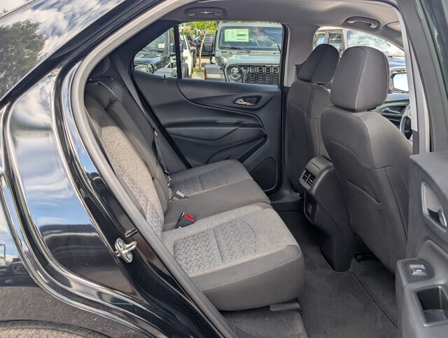 used 2024 Chevrolet Equinox car, priced at $18,998