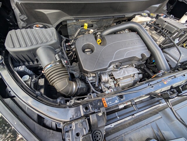 used 2024 Chevrolet Equinox car, priced at $18,998