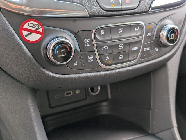 used 2024 Chevrolet Equinox car, priced at $18,998