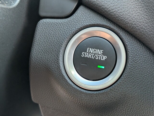 used 2024 Chevrolet Equinox car, priced at $18,998