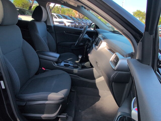 used 2019 Kia Sorento car, priced at $12,598