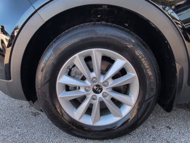 used 2019 Kia Sorento car, priced at $12,598