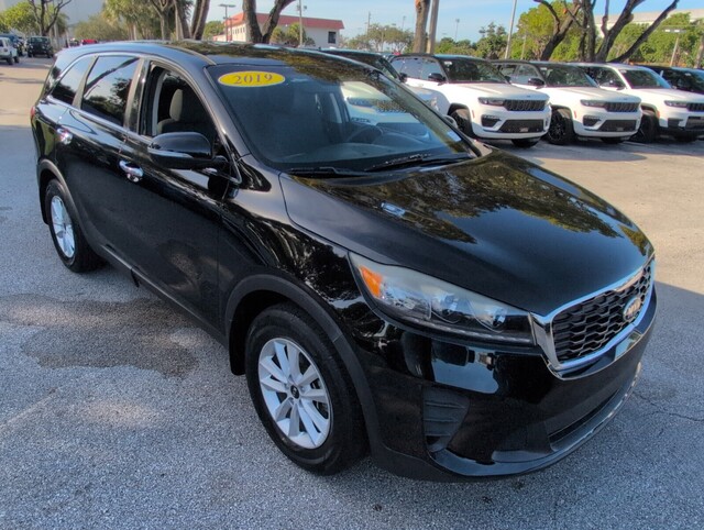 used 2019 Kia Sorento car, priced at $12,598