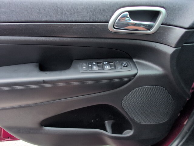 used 2018 Jeep Grand Cherokee car, priced at $13,988