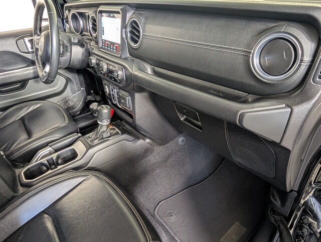 used 2018 Jeep Wrangler Unlimited car, priced at $21,178