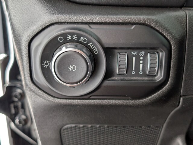 used 2018 Jeep Wrangler Unlimited car, priced at $21,178