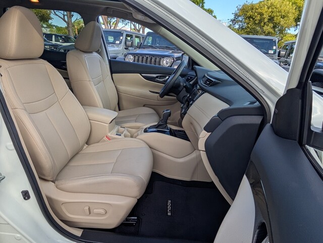 used 2019 Nissan Rogue car, priced at $16,795