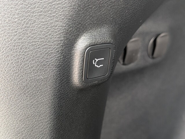 used 2020 Jeep Cherokee car, priced at $18,688