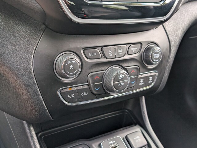 used 2020 Jeep Cherokee car, priced at $18,688