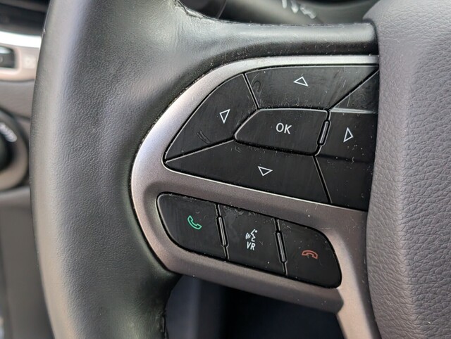 used 2020 Jeep Cherokee car, priced at $18,688