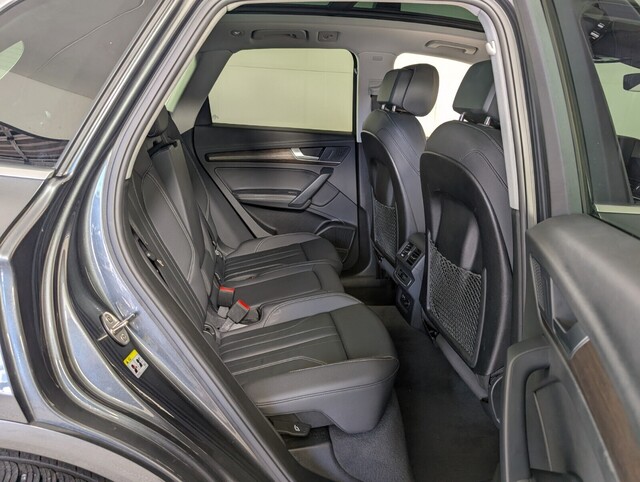 used 2024 Audi Q5 car, priced at $28,988