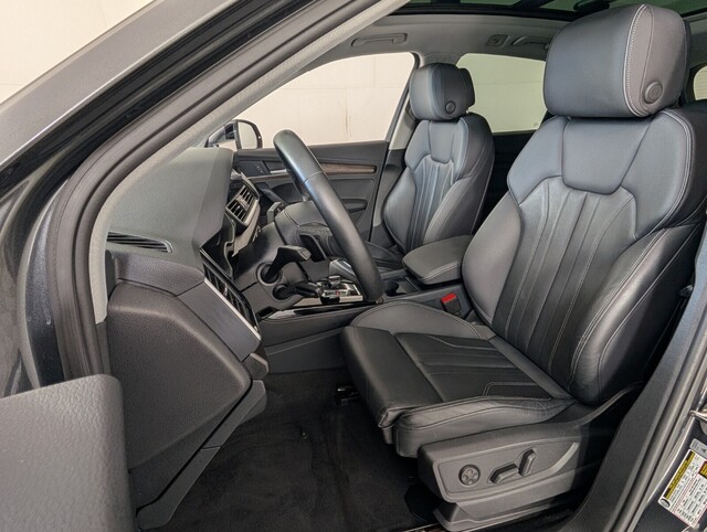 used 2024 Audi Q5 car, priced at $28,988