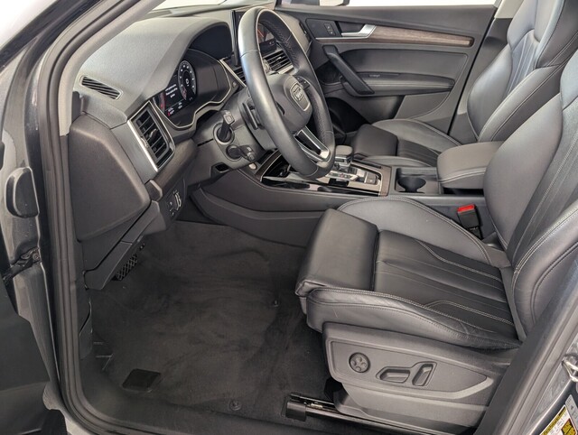 used 2024 Audi Q5 car, priced at $28,988