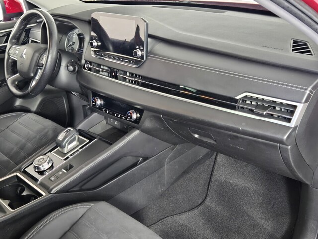 used 2022 Mitsubishi Outlander car, priced at $18,698