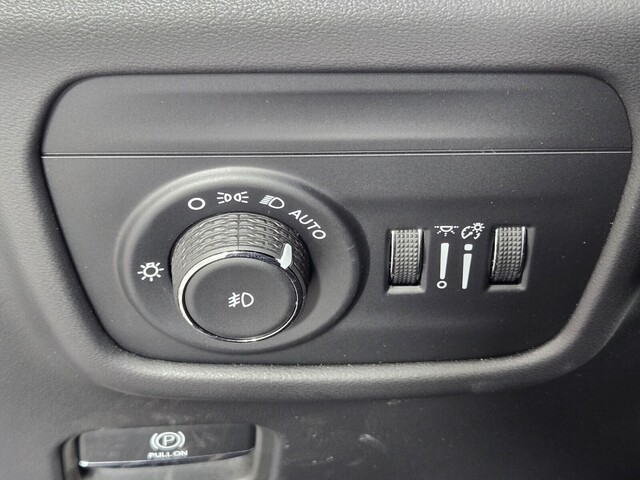 used 2023 Jeep Grand Cherokee car, priced at $41,888