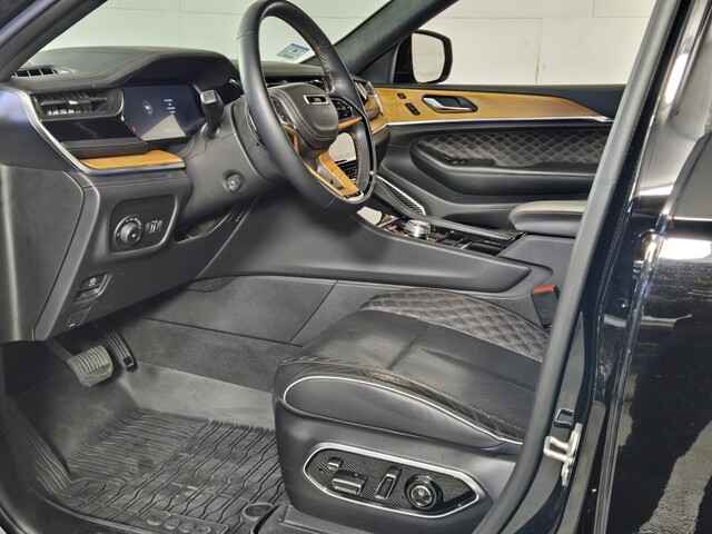 used 2023 Jeep Grand Cherokee car, priced at $41,888