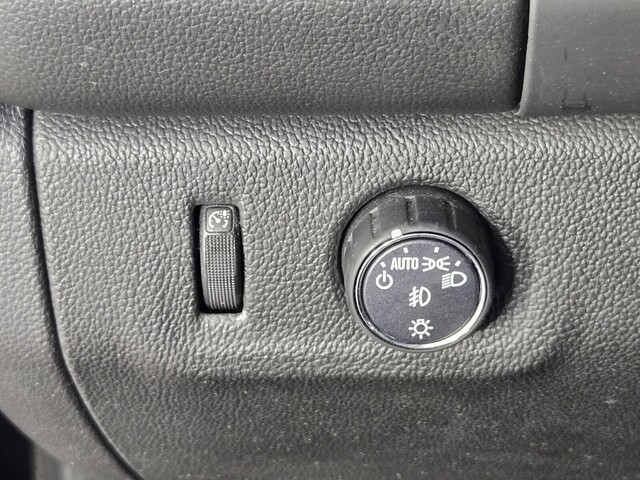 used 2019 GMC Canyon car, priced at $22,888