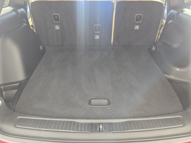 used 2023 Jeep Grand Cherokee car, priced at $19,988