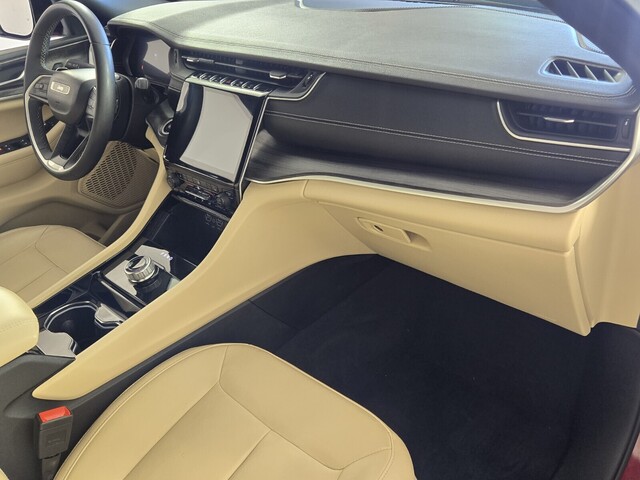 used 2023 Jeep Grand Cherokee car, priced at $19,988