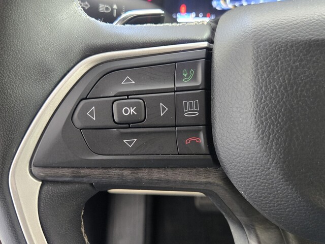 used 2023 Jeep Grand Cherokee car, priced at $19,988