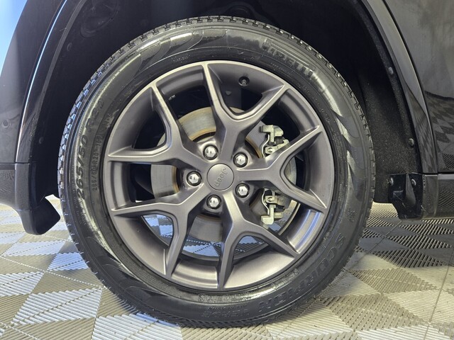 used 2021 Jeep Grand Cherokee car, priced at $24,988