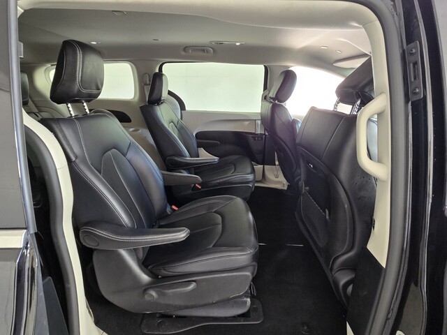 used 2024 Chrysler Pacifica car, priced at $27,468