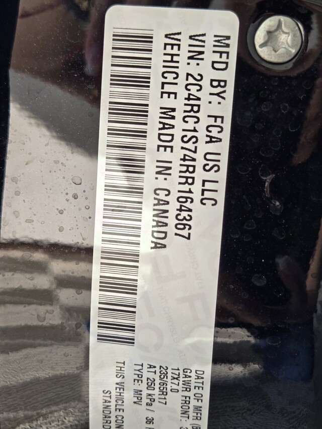 used 2024 Chrysler Pacifica car, priced at $27,468