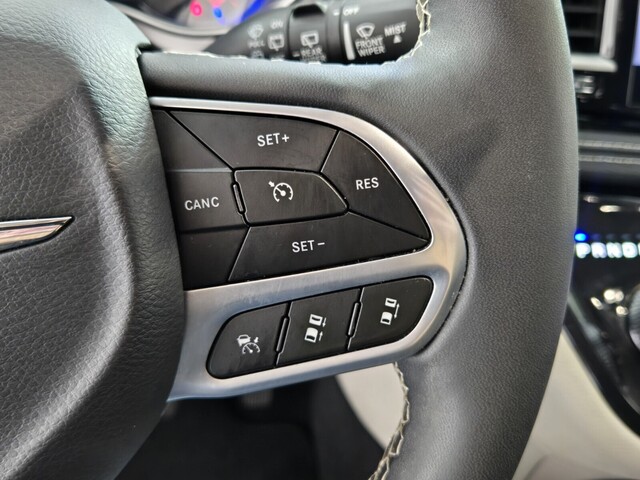 used 2024 Chrysler Pacifica car, priced at $27,468