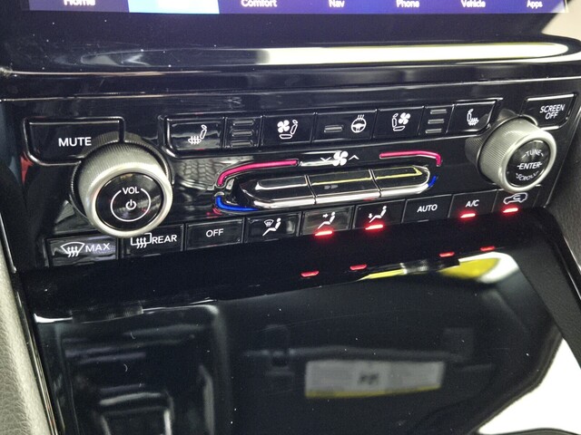 used 2021 Jeep GRAND CHEROKEE L car, priced at $29,898