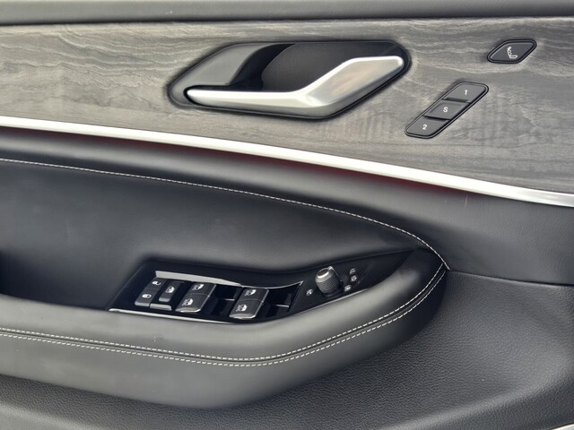 used 2021 Jeep GRAND CHEROKEE L car, priced at $29,898