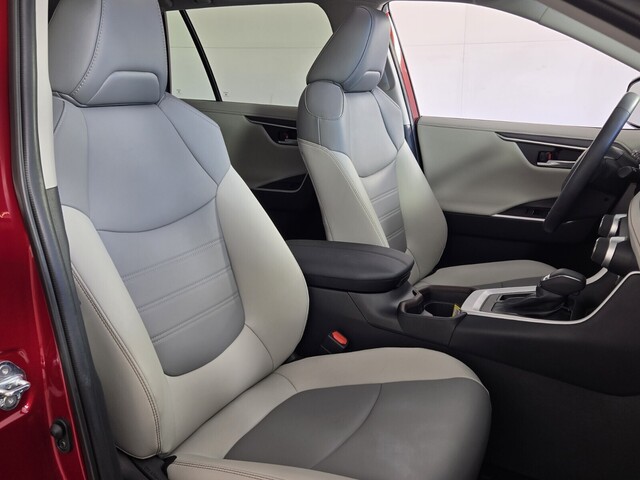 used 2021 Toyota RAV4 car, priced at $30,558